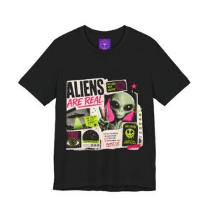 Aliens Are Real T‑Shirt — Retro UFO Alien Graphic Tee